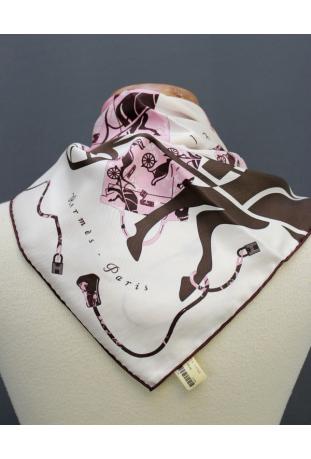Foulard Hermès intitulé "KELLY EN CALECHE" - RARE