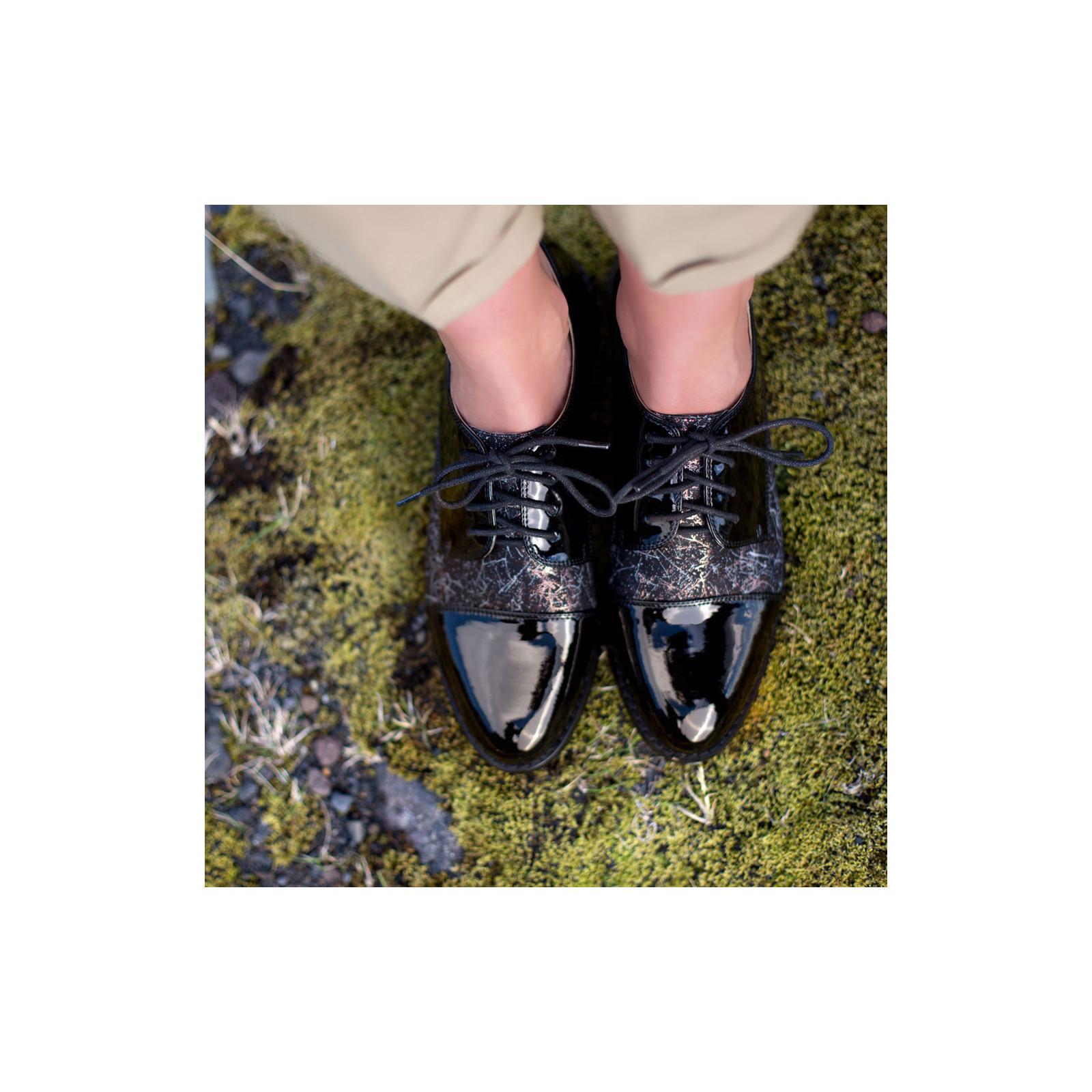 VANESSA WU HIVER 2017 2018 Derbies noires imprime arty Ref RL1640NR collection automne hiver 2017 2018 Lamodedenadine Save the queen M FG Louise Della Desigual Pianurastudio Guess