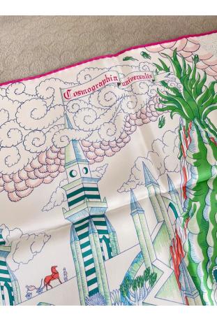 Foulard HERMÈS intitulé « COSMOGRAPHIA UNIVERSALIS » neuf dans sa boîte