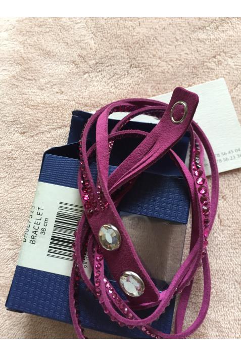 SWAROVSKI : bracelet cuir avec cristaux, neuf avec certificat dans sa boîte
