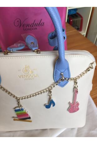 VENDULA LONDON 2018 : sac modèle MAISY avec charms