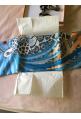 Foulard Hermès intitulé "JAGUAR QUETZAL" dans sa boîte par Alice Shirley - rare !