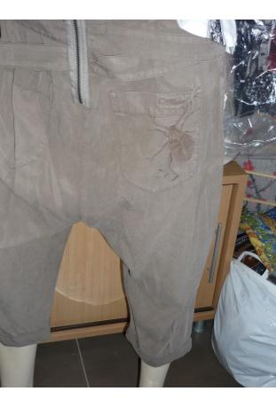pantalcourt modèle « Fidis » - Collection printemps/été 2011